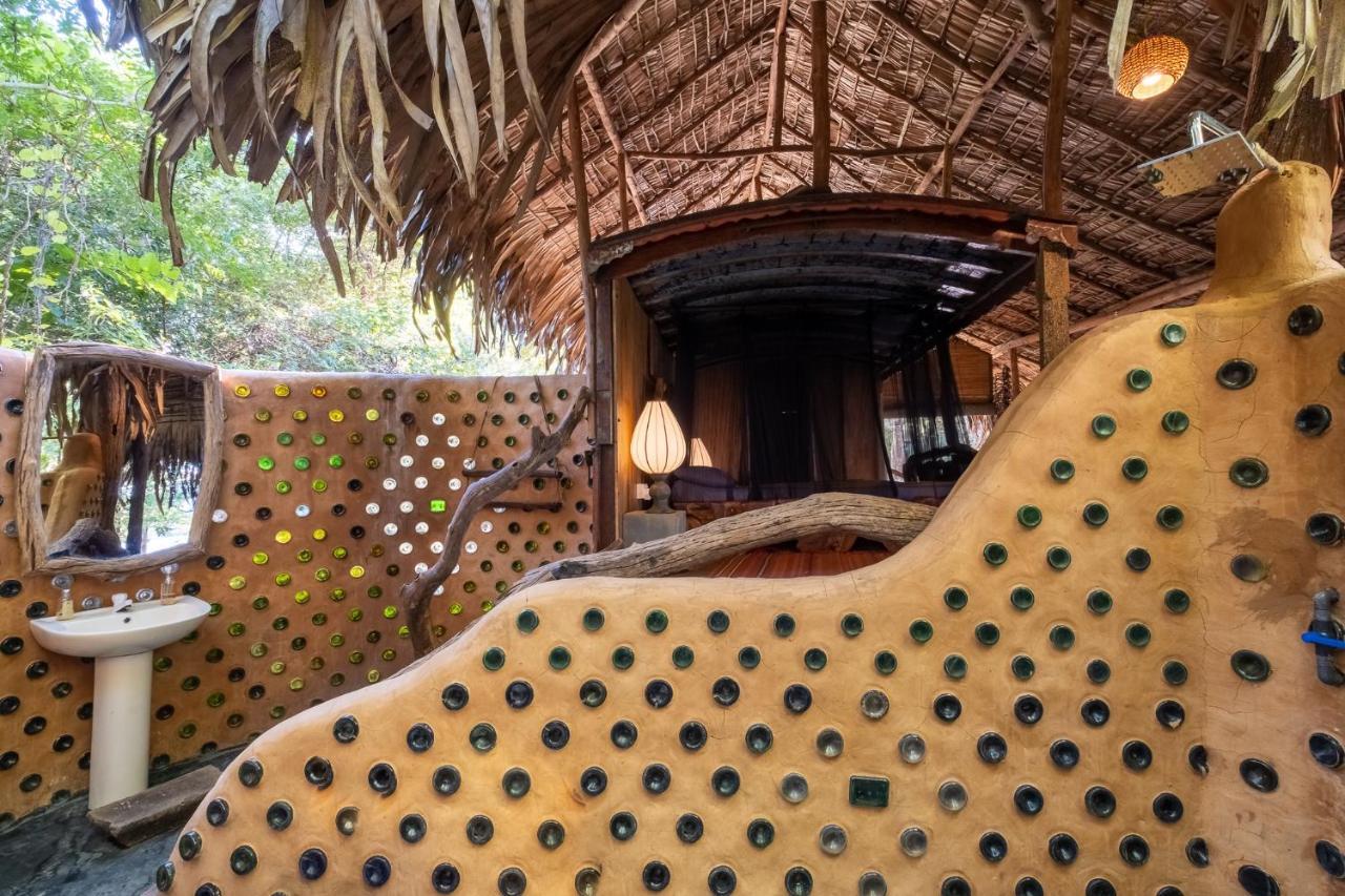 Villa Banyan Camp Hambegamuwa Exterior foto