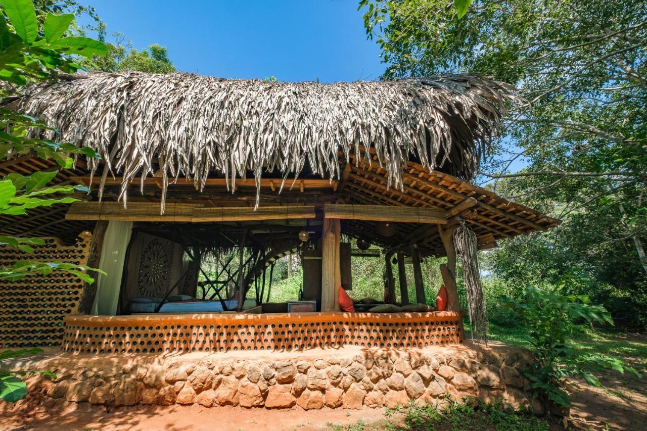 Villa Banyan Camp Hambegamuwa Exterior foto